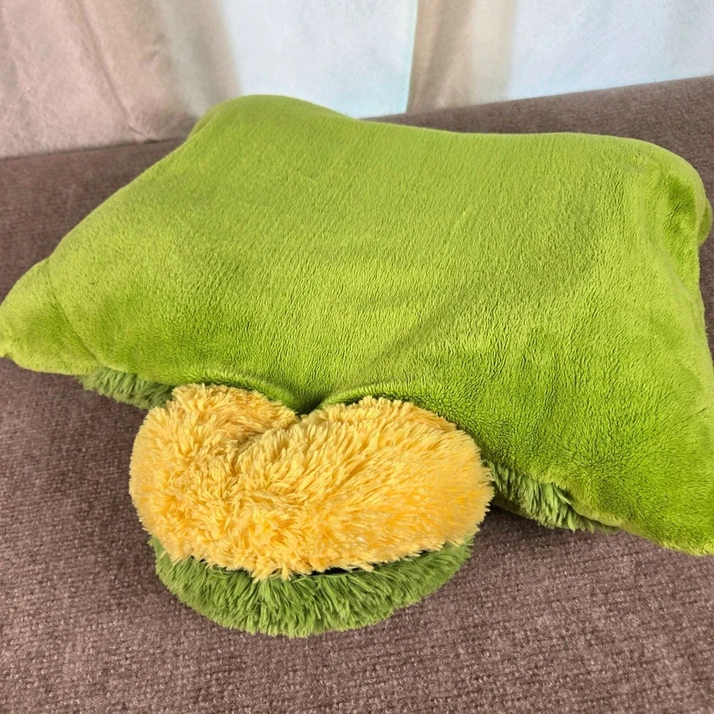 Pillow Pets Premium Friendly Frog Green Plush Folding Stuffed Animal 18